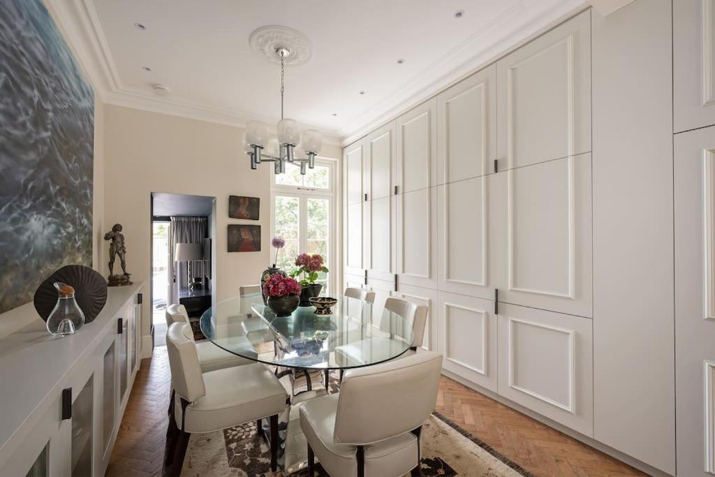 Beautiful 4-bed House Next To Battersea Park Casa vacanze